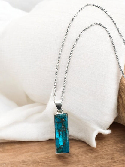 Vintage Turquoise Gemstone Pendant Necklace in Sterling Silver