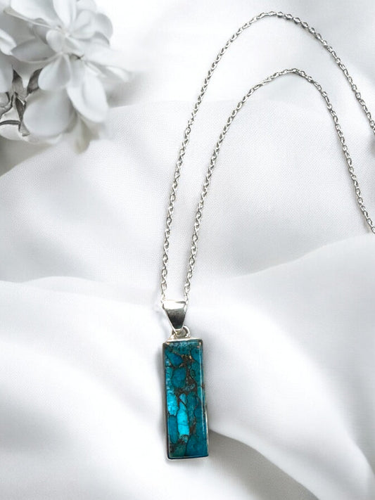 Vintage Turquoise Gemstone Pendant Necklace in Sterling Silver