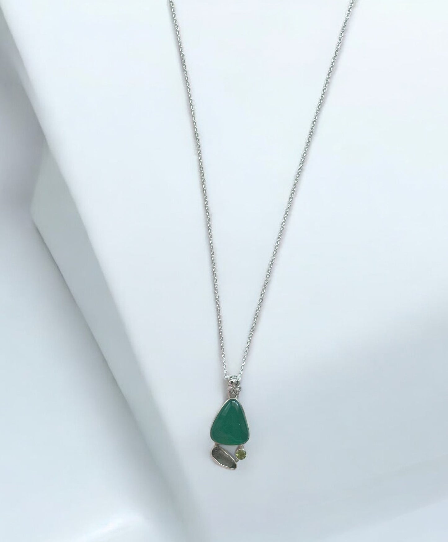 Natural Green Onyx Gemstone Pendant Necklace in Sterling Silver