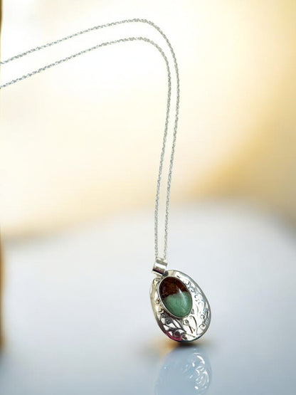 Natural Chrysoprase Gemstone Pendant Necklace in Sterling Silver